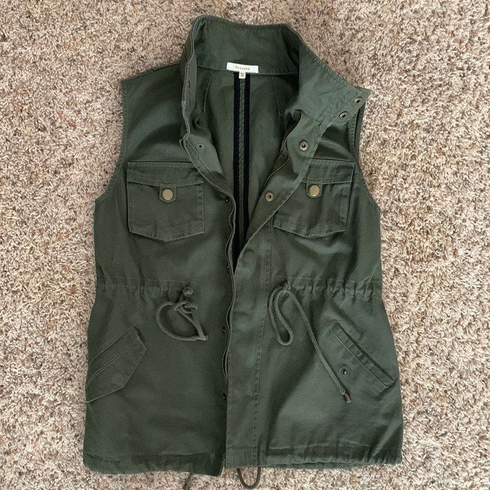 Army Green Utility Vest, Size XS Petite